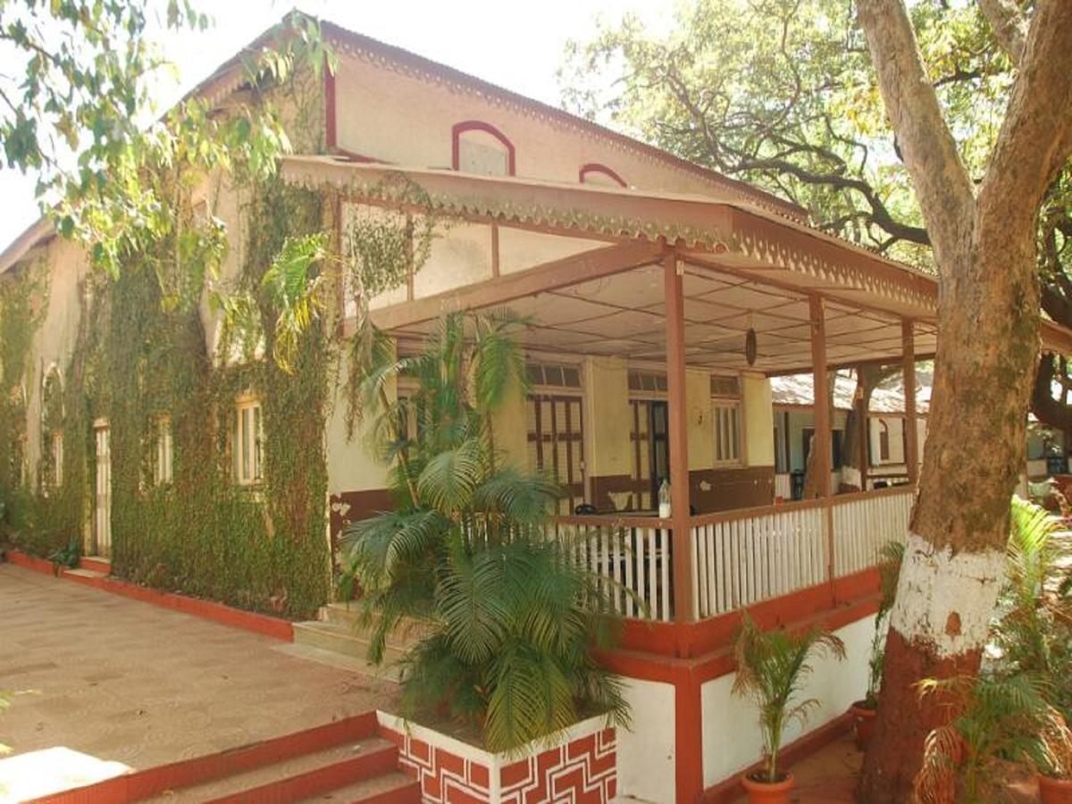 מת'ראן Cecil Hotel מראה חיצוני תמונה