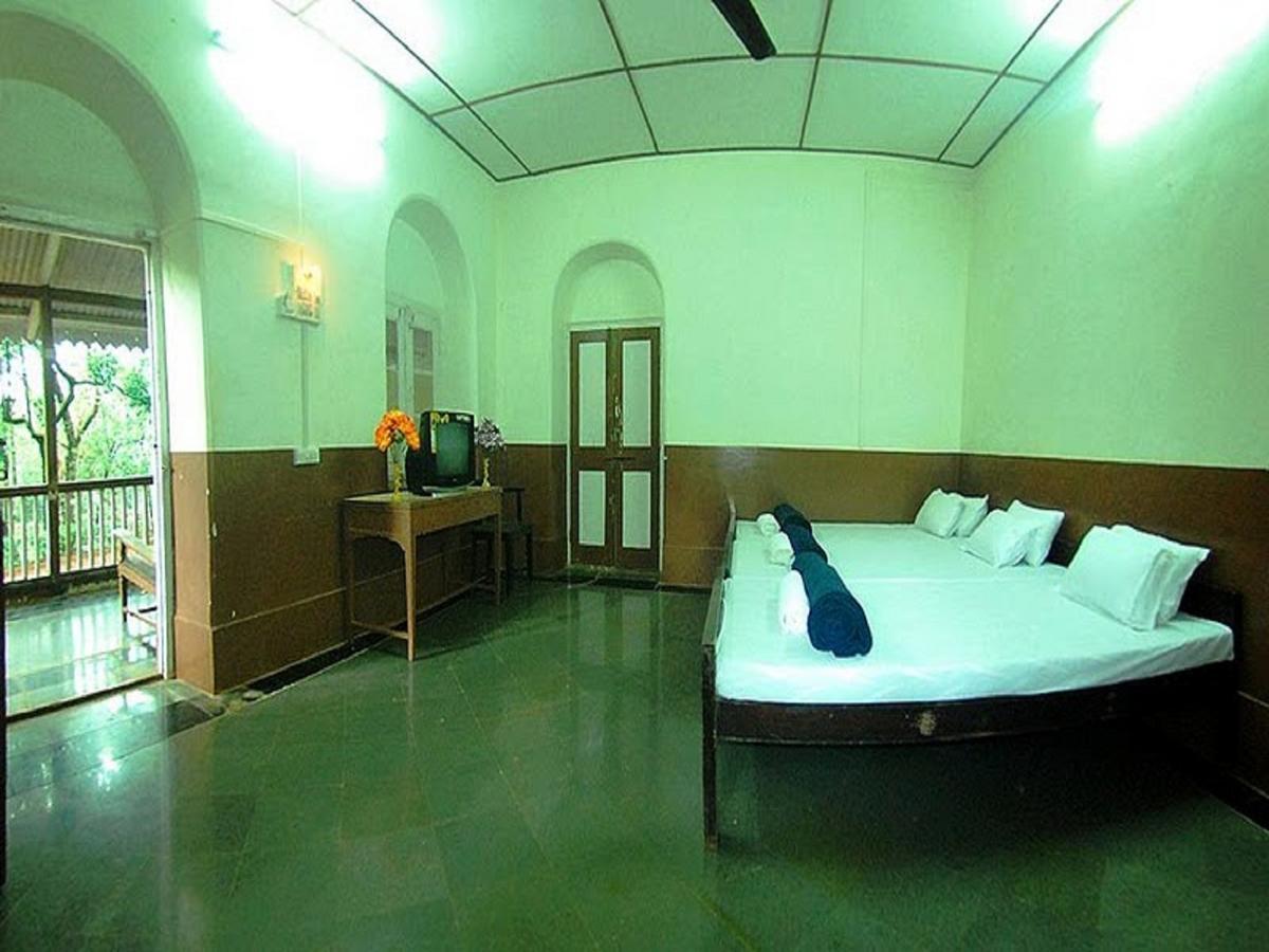 מת'ראן Cecil Hotel מראה חיצוני תמונה